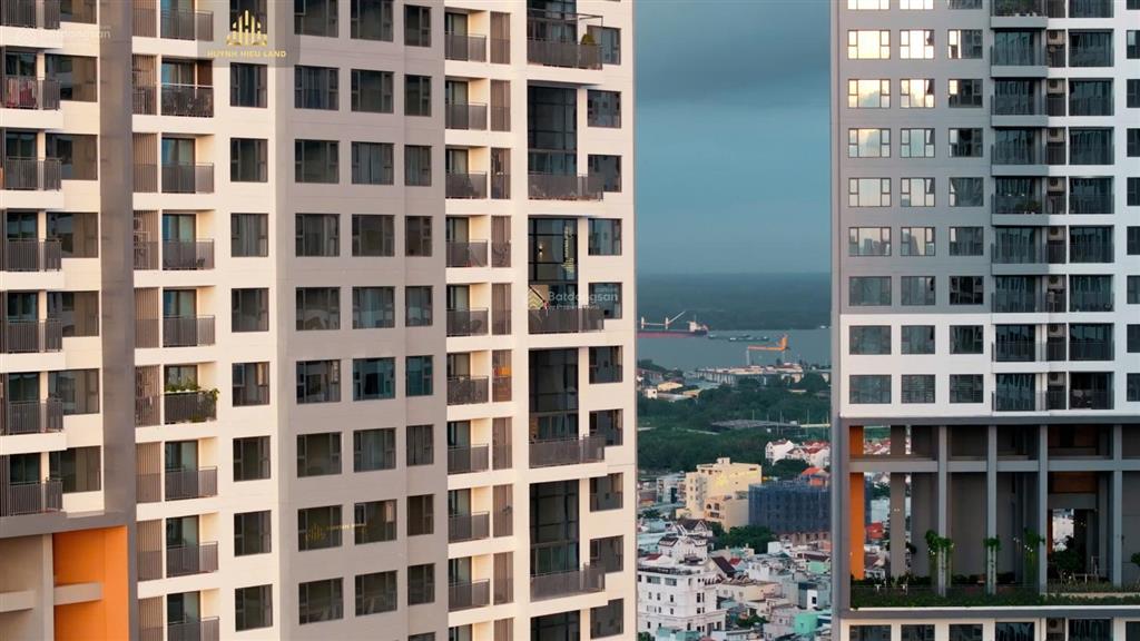 Cho thuê duplex 3 phòng ngủ, giá 60 triệu/tháng, nhà mới, nội thất xịn, tầng cao, dọn liền