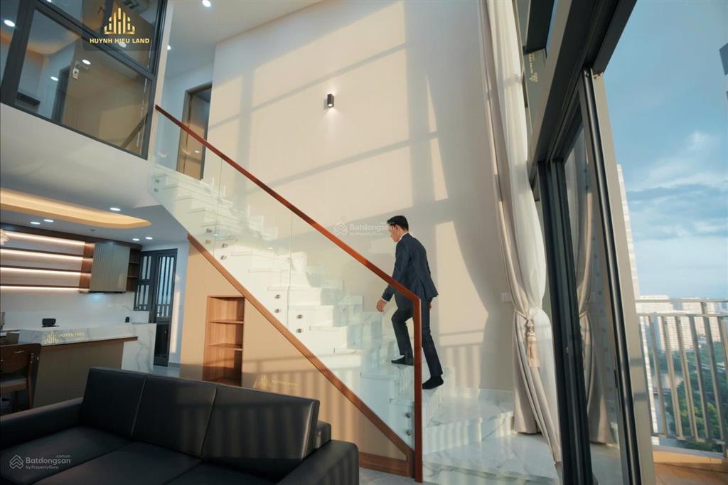 Cho thuê duplex 3 phòng ngủ, giá 60 triệu/tháng, nhà mới, nội thất xịn, tầng cao, dọn liền