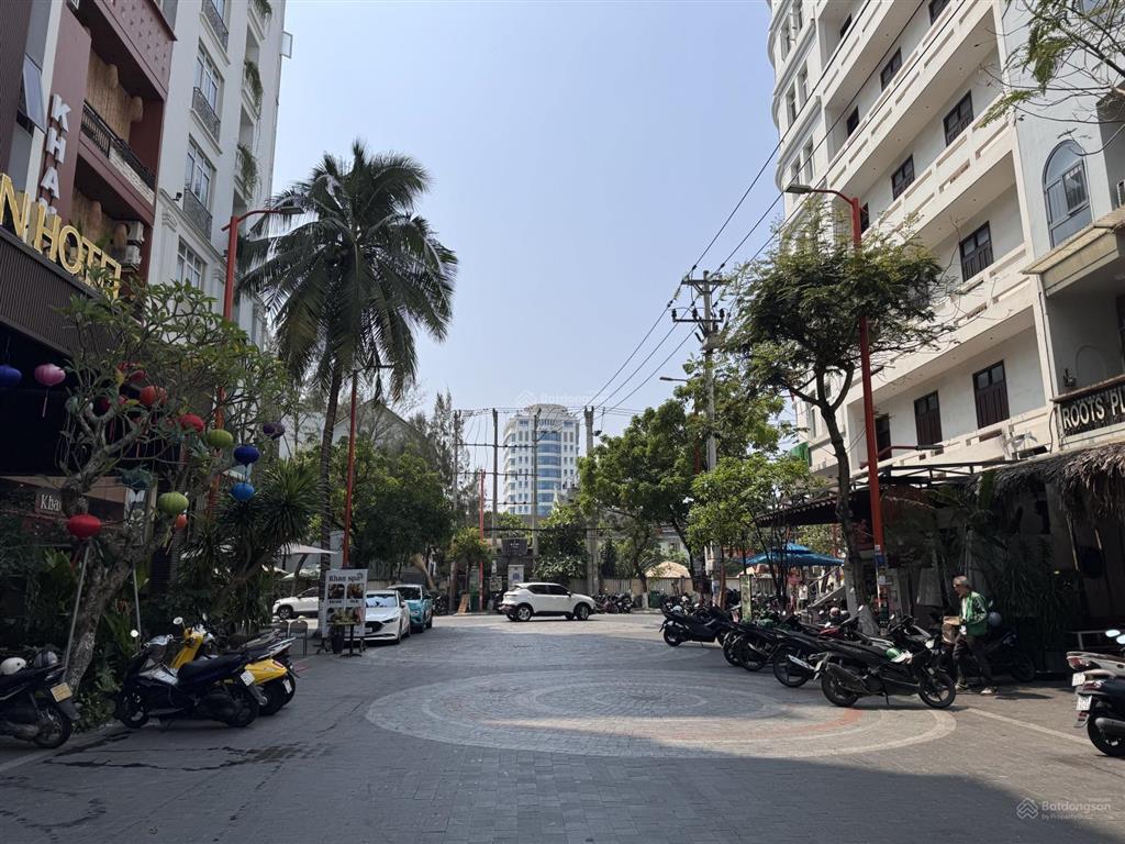 Tòa căn hộ 7 tầng trần bạch đằng, phố đi bộ an thượng. ngay biển mỹ khê