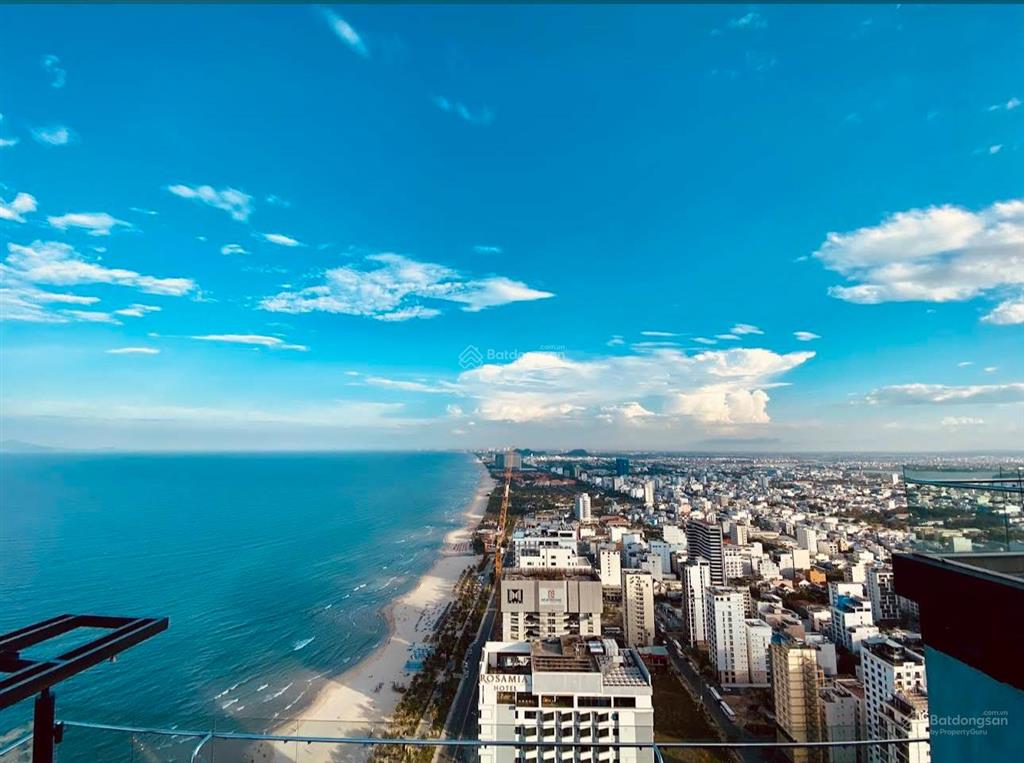 Mặt tiền nguyễn văn thoại. ngay biển mỹ khê