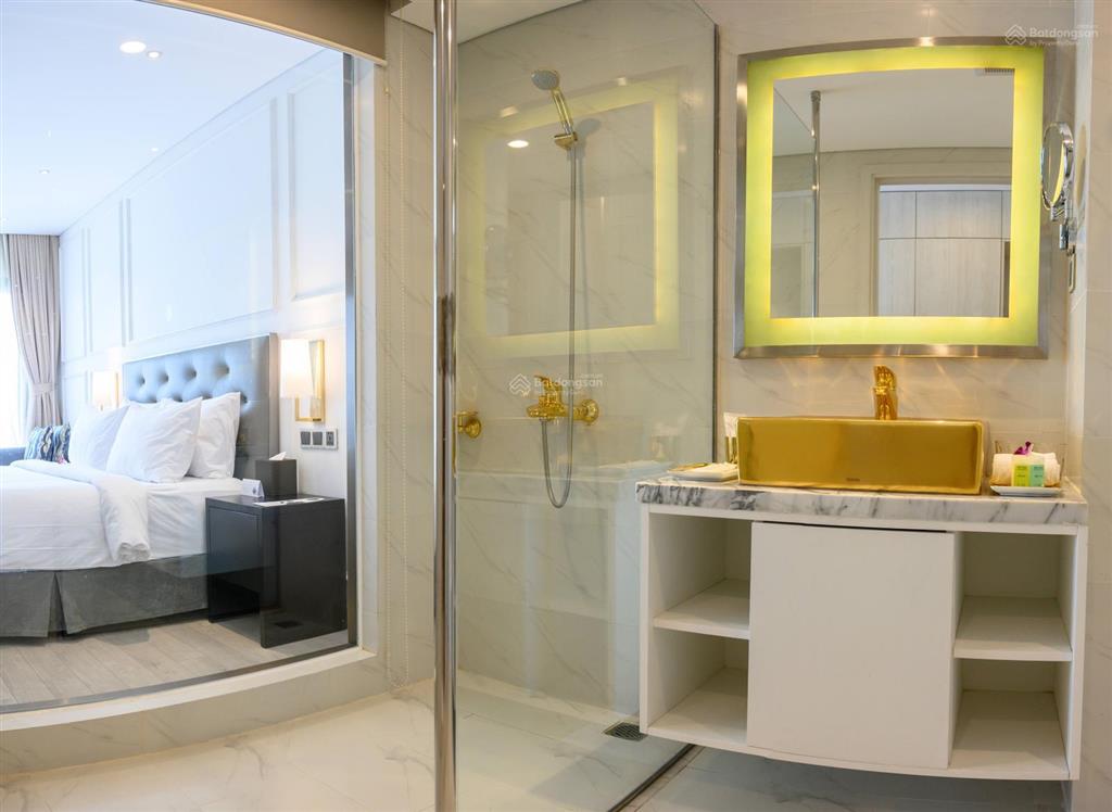 Bán gấp căn hộ studio hòa bình golden bay đà nẵng 34m2  nội thất mạ vàng 24k  giá 1.4 tỷ