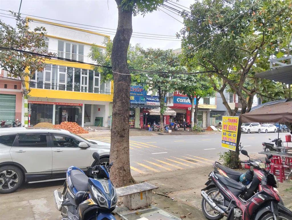 Bán nhà 2 tầng chính chủ đường 15m phạm hùng, phường hòa xuân, kinh doanh sầm uất