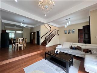 Hàng chính chủ gửi! bán căn bt phúc lộc viên 150 m2x 2 tầng, sân vườn, full nội thất gỗ cao cấp