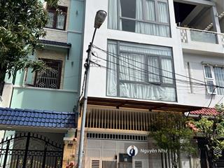 Bán tòa căn hộ nguyễn sơn hà hải châu, 2 mặt thoáng, 85 m2 5 pn nội thất xịn, dt 50tr/ tháng