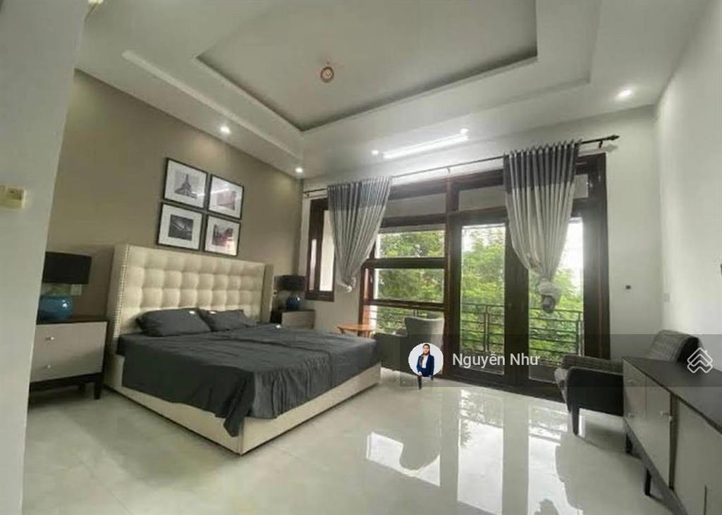 Bán nhà 3 tầng đường ngô thì sĩ, đà nẵng, trục thông biển, dt 102 m² ngang 5m, cách biển chỉ 400m