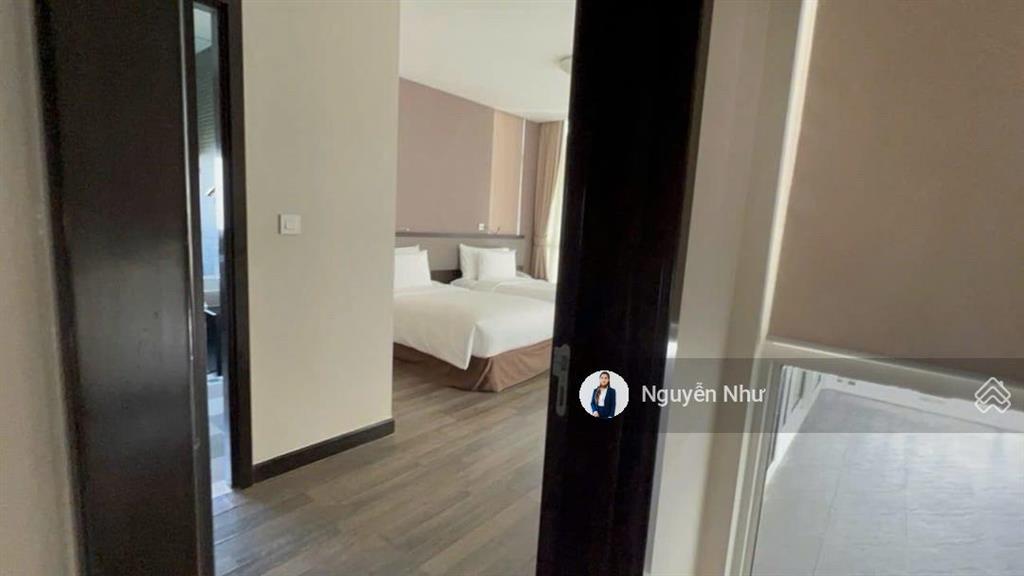 Bán biệt thự sun premier village đà nẵng, view biển vĩnh viễn, 300 m2  hồ bơi, sát biển, hàng hiếm
