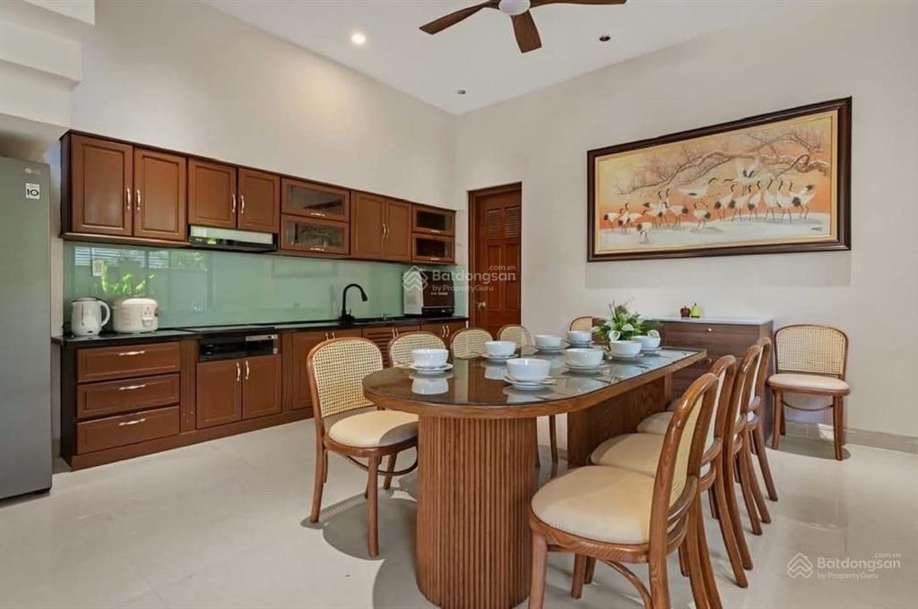 Hạ 1 tỷ! gấp bán villa đường phan tôn, phố tây an thượng, dt 158 m2 có hồ bơi, dt 60tr/ tháng