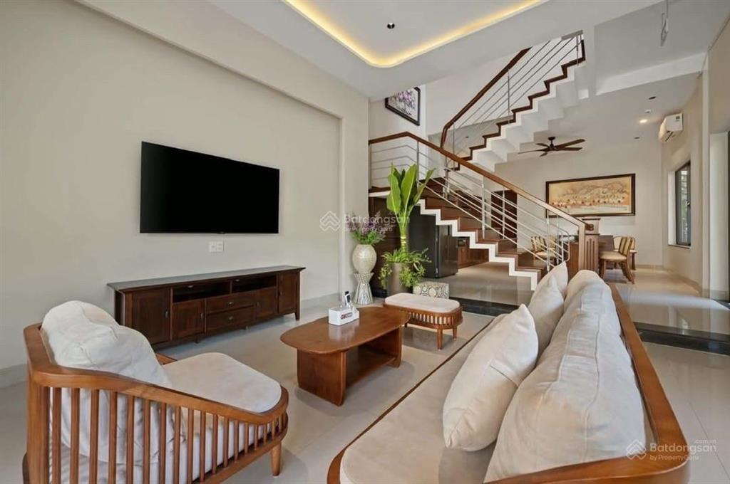 Hạ 1 tỷ! gấp bán villa đường phan tôn, phố tây an thượng, dt 158 m2 có hồ bơi, dt 60tr/ tháng