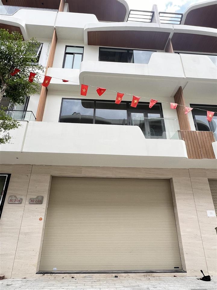 Giảm 1 tỷ! bán gấp căn nhà hoá sơn 8 khu elysia complex city  99 m2/ 4 tầng/ ngang 6m  thang máy
