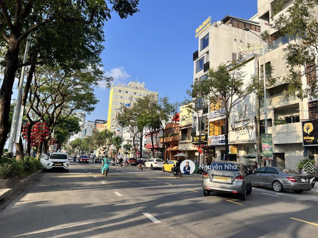 Chính chủ cho thuê nguyên căn 3 tầng mặt tiền trần hưng đạo, 2 mặt tiền cực thoáng chỉ 25 triệu