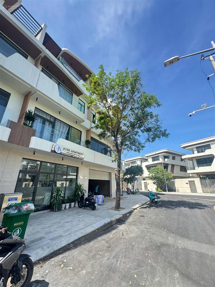 Ra hàng gấp căn liền kề khu elysia complex city, 109m2  4 tầng  ngang 6m. chỉ 15,2 tỷ