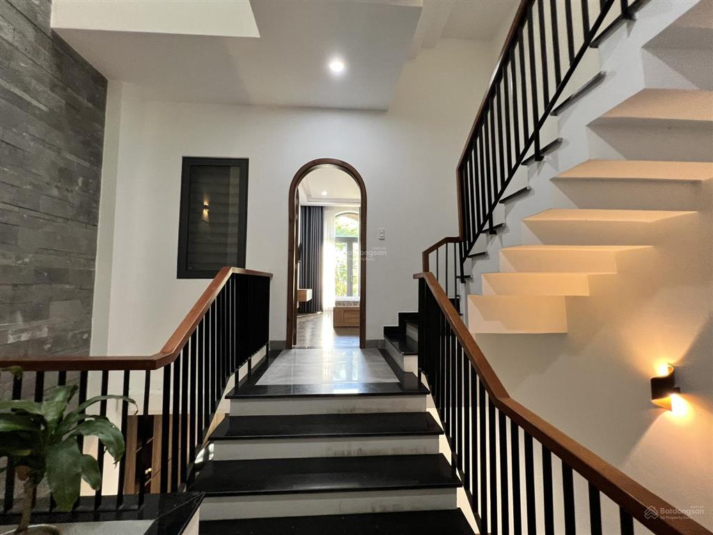 Siêu vip! bán nhà 4 tầng mặt tiền mỹ an 4, kề dương khuê, sát sông, 109 m2  dòng tiền ~ 40tr/th