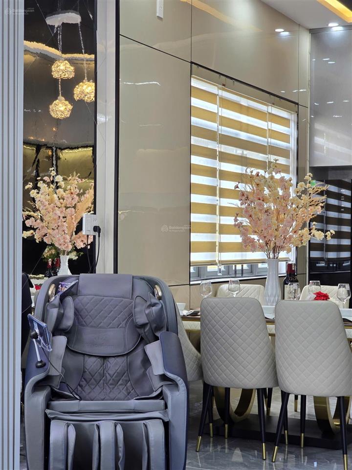 Villa 2 mặt tiền trung tâm hiếm hàng khu 400/7 điện biên phủ