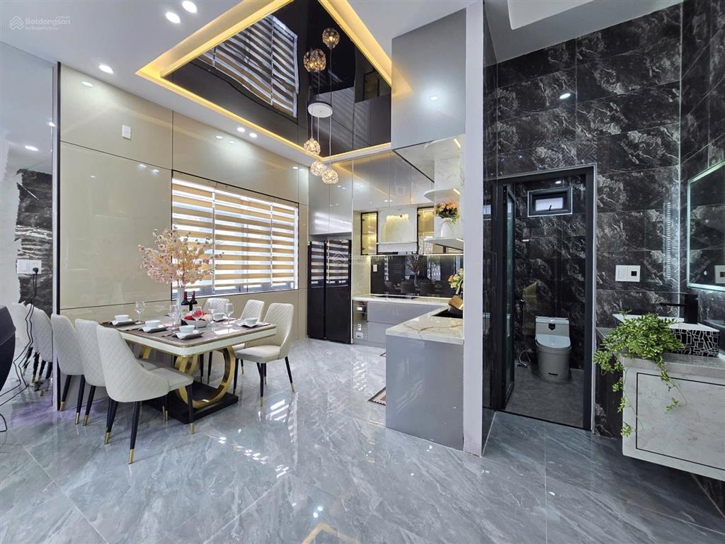 Villa 2 mặt tiền trung tâm hiếm hàng khu 400/7 điện biên phủ