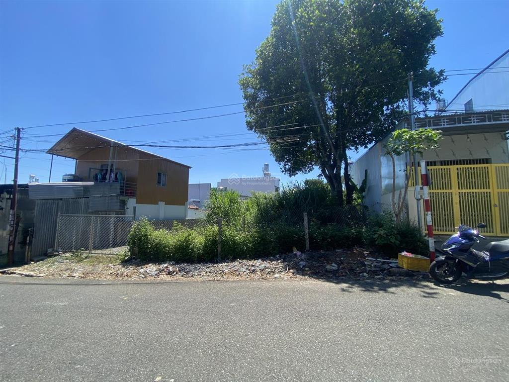 Cần bán đất mt 10m lê văn tám gần nguyễn khuyến, p. 2, tp. bảo lộc. dt 227m2 vuông vức, nở hậu