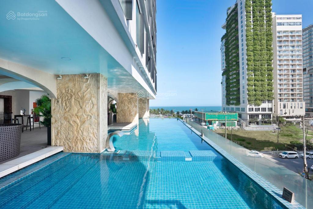 Góc 2 mặt tiền đỗ bá  siêu vip  cách biển 20m. xây cao tầng. giá 3xx tỷ.