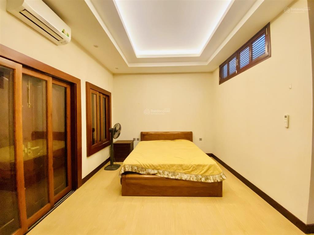 Bán nhà 4 tầng đường lê quang đạo  khu an thượng  cách biển 400m  giá tốt 25.8 tỷ.