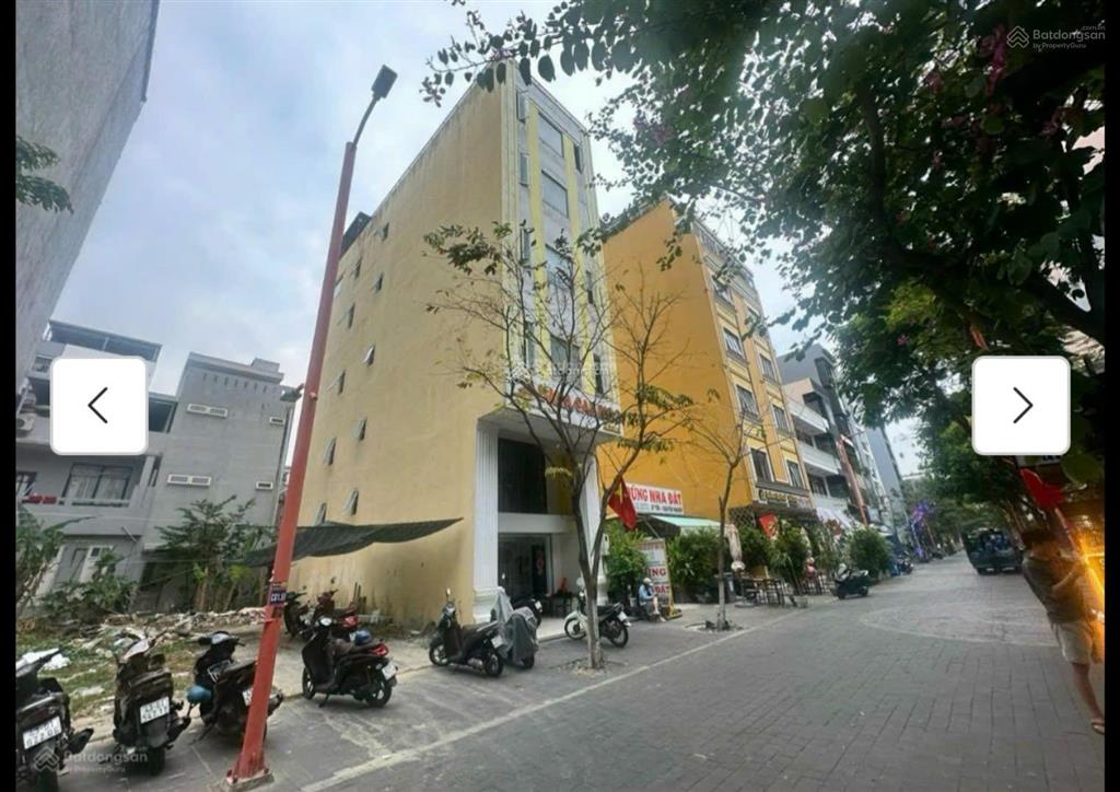 Đường 7.5m. cách biển 350m, sát bên phố tây an thượng, dt 137m, ngang 6m giá sập 17,2 tỷ.