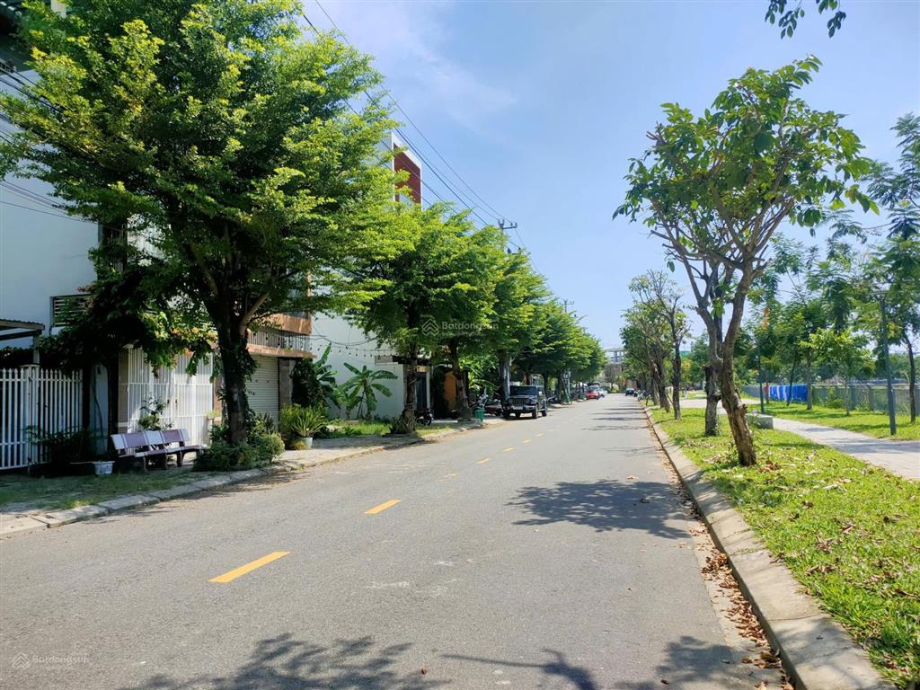 Bán gấp lô đất trục biệt thự 210m2 đường 7,5m phạm viết chánh đối diện công viên  cẩm lệ