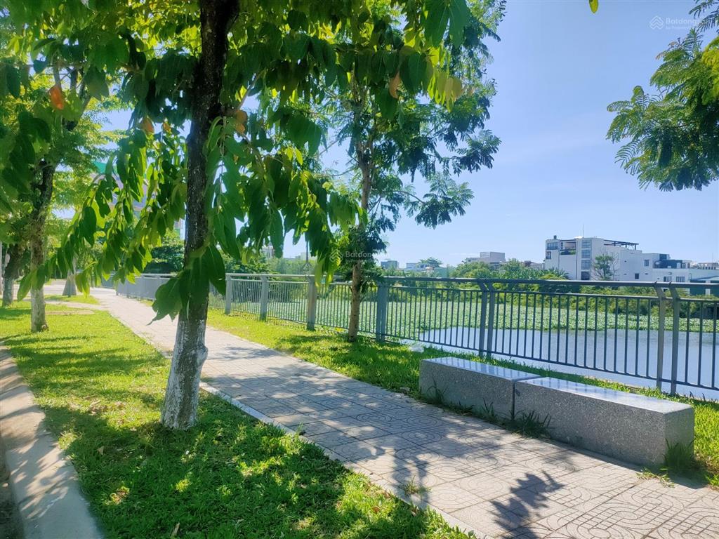 Bán gấp lô đất trục biệt thự 210m2 đường 7,5m phạm viết chánh đối diện công viên  cẩm lệ