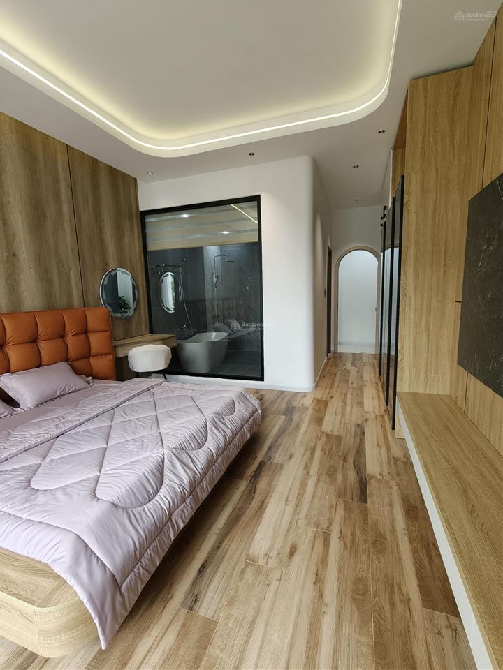 Nhà đường 5m5 lê thiệt, sát biển hoà minh