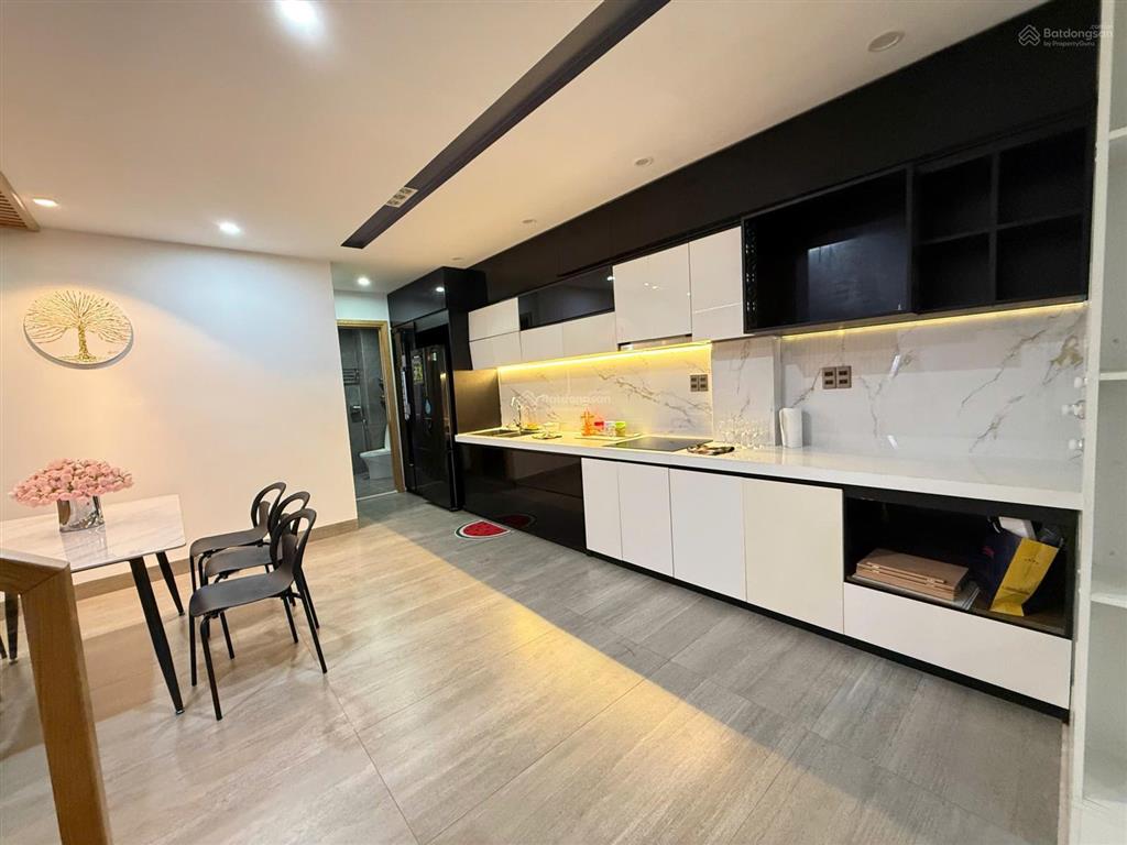 Bán nhà 3 tầng đẹp mt đường ngô thế vinh, hòa cường, gần sân bay đà nẵng