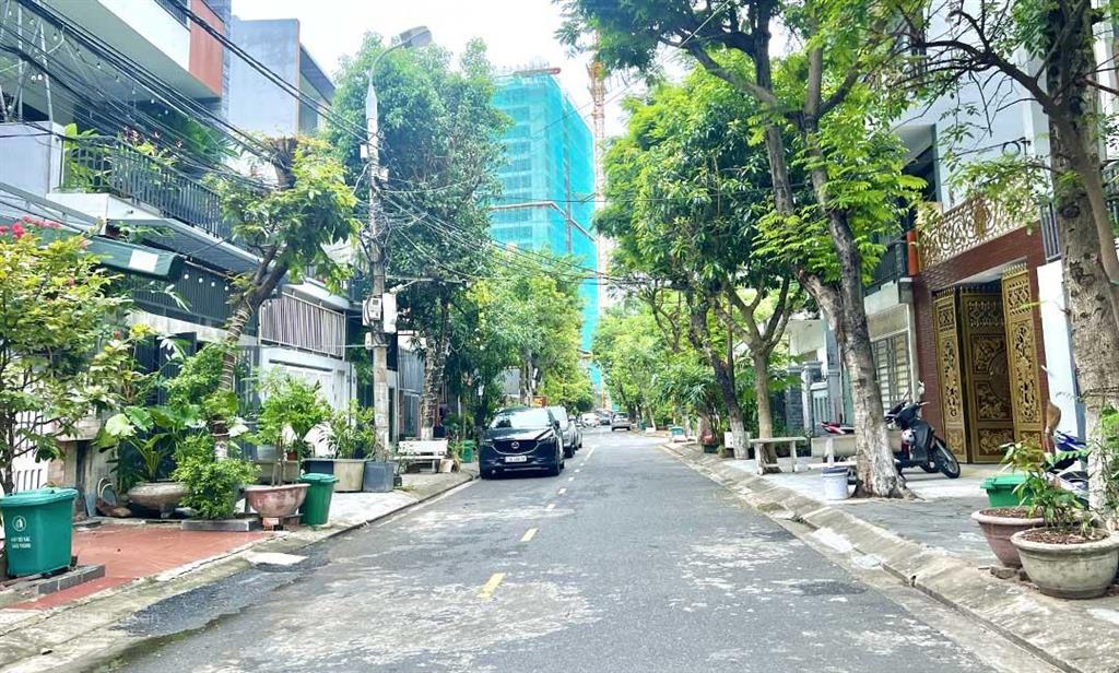 Bán lô đất mt nguyễn tư giản view công viên  sát sông hàn