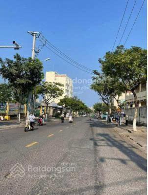 Siêu phẩm phan tứ, trung tâm du lịch biển đà nẵng
