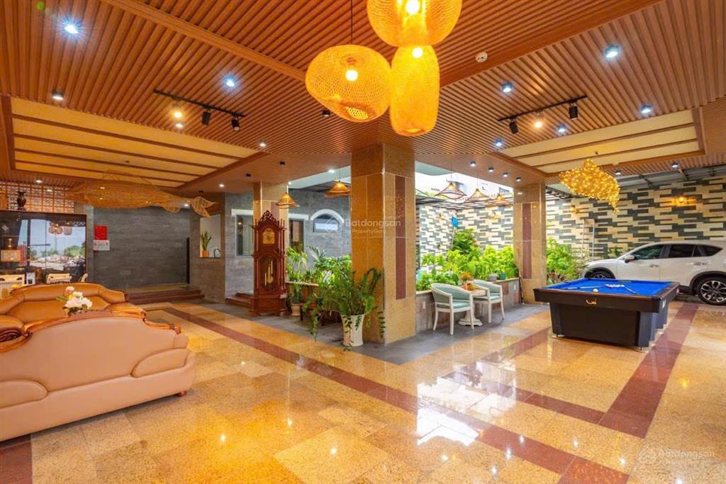 Bán villa 5pn, 5wc, 300m2  ngang 17m tại trần duy chiến, mân thái, sơn trà, đà nẵng