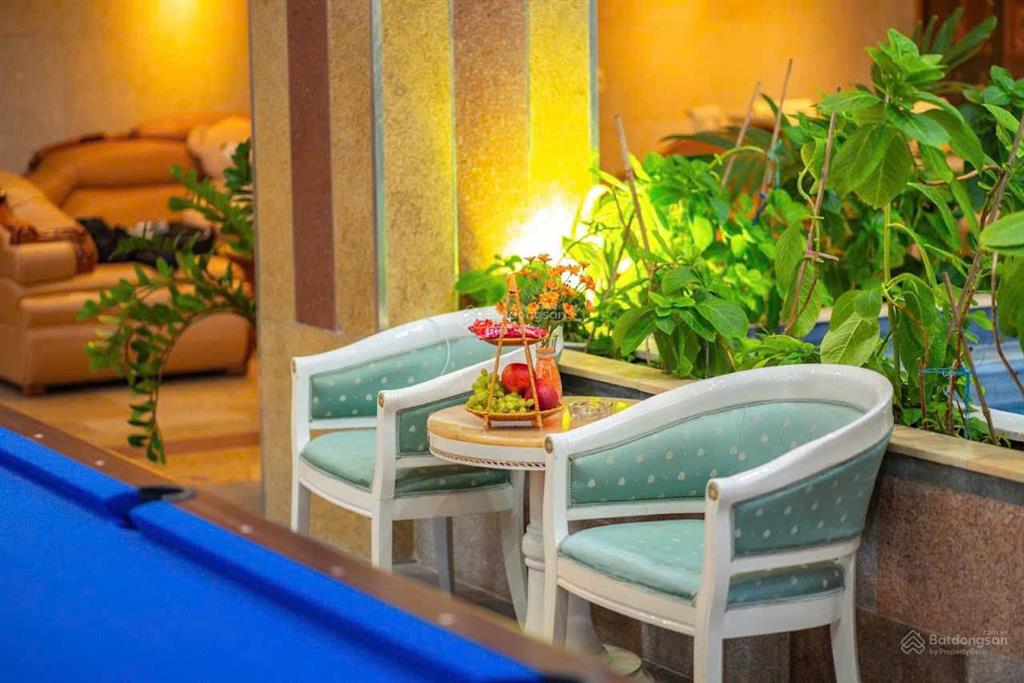Bán villa 5pn, 5wc, 300m2  ngang 17m tại trần duy chiến, mân thái, sơn trà, đà nẵng