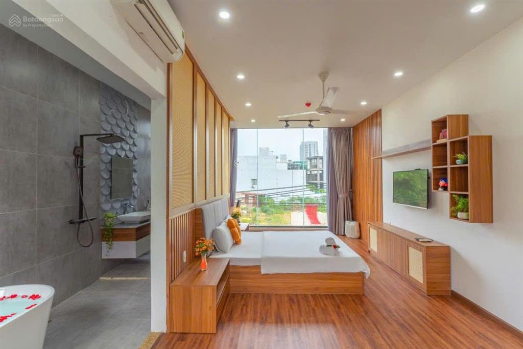 Bán villa 5pn, 5wc, 300m2  ngang 17m tại trần duy chiến, mân thái, sơn trà, đà nẵng