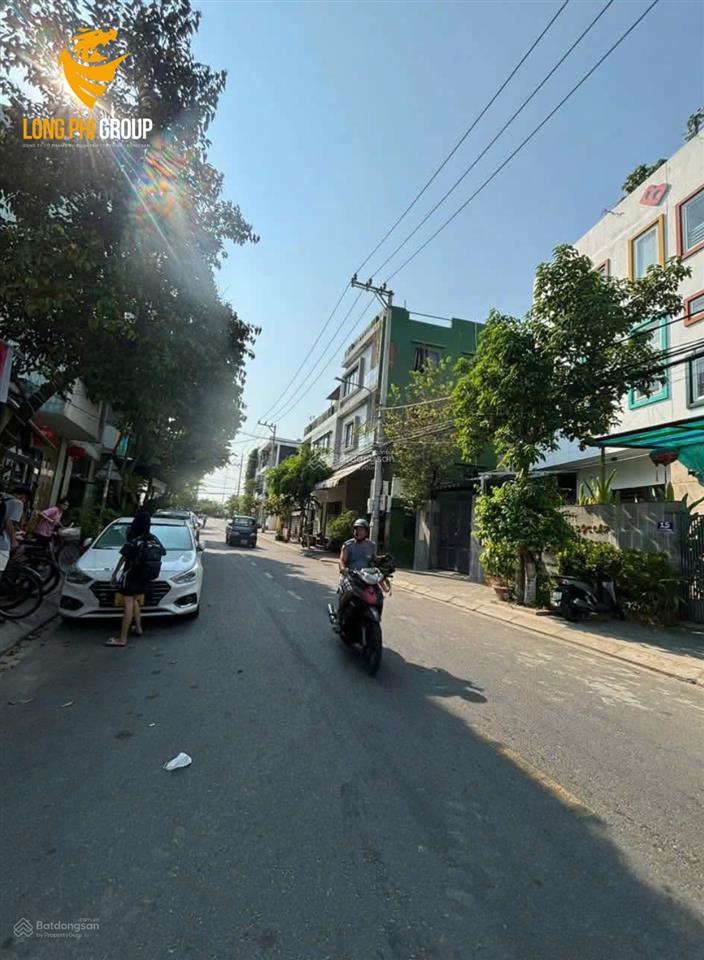Nhà 2 mặt tiền trương định  ngang gần 6m  vị trí kinh doanh đẹp