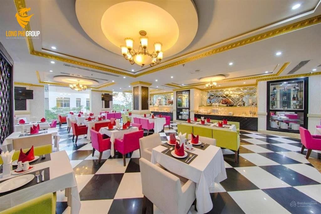 Siêu phẩm khách sạn 4*  trung tâm hải châu  công suất trên 90%  doanh thu vận hành cực tốt
