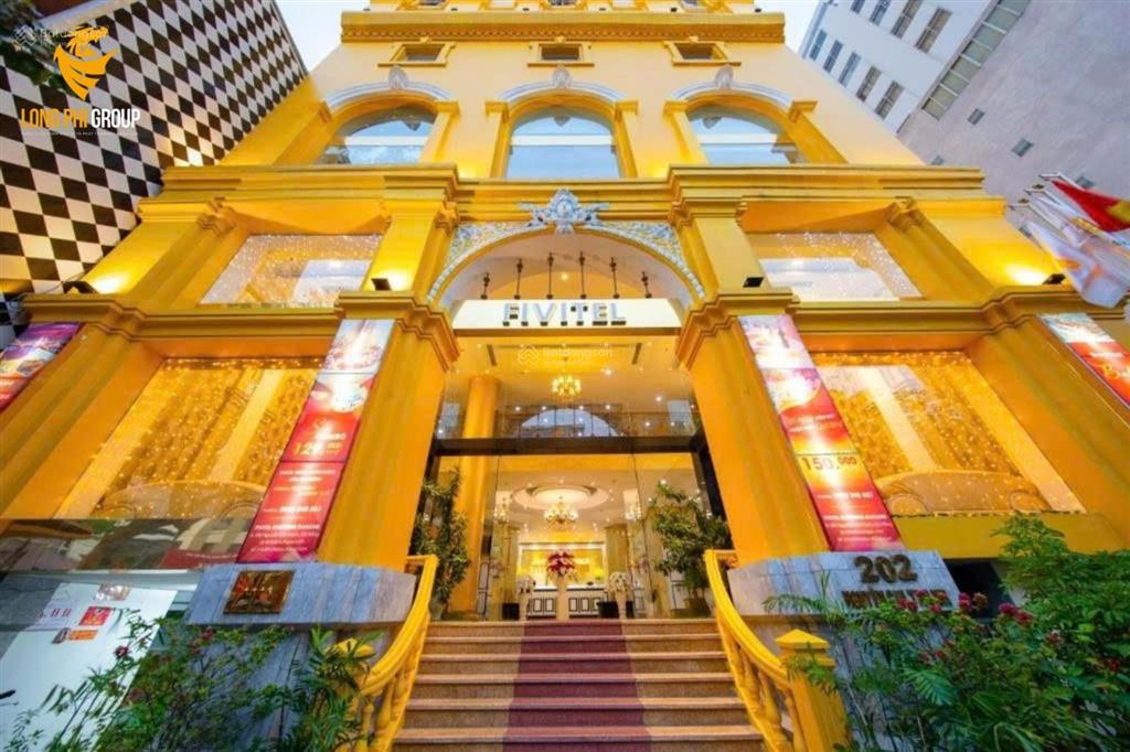 Siêu phẩm khách sạn 4*  trung tâm hải châu  công suất trên 90%  doanh thu vận hành cực tốt