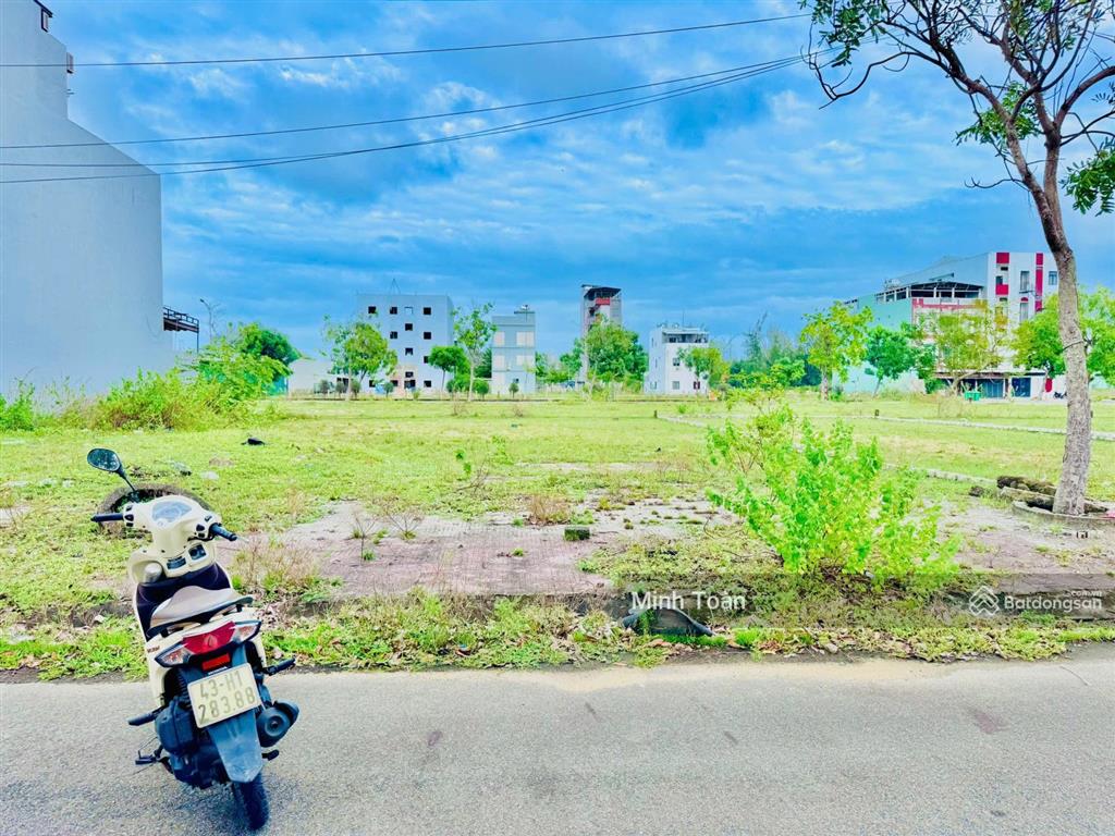 Lô góc 2 mặt tiền giá tốt khu đô thị ngân câu