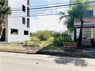 Lô kẹp đường thoát hiểm 2 mặt thoáng cực hiếm