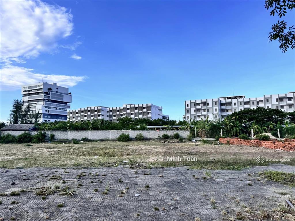 Lô kẹp cống 2 mặt thoáng đường trịnh hoài đức, cạnh fpt city