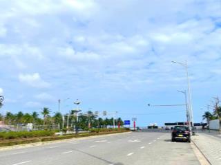 Bán nhà gần biển mỹ khê khu vực khách du lịch quốc tế sầm uất