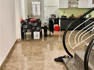 Bán nhà 3 tầng đường lê duy lương sát nguyễn hữu thọ, chỉ vài phút vào trung tâm