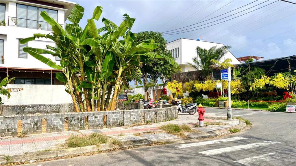 Hàng hiếm lô góc 3 mặt tiền nguyễn đình thi siêu đẹp view sông