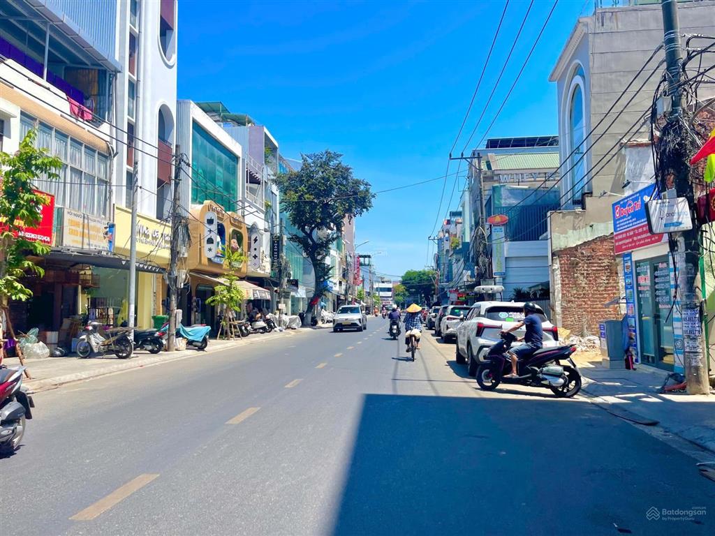Bán nhà đường hoàng diệu ngay đối diện chợ khu kinh doanh đông đúc giá cực tốt