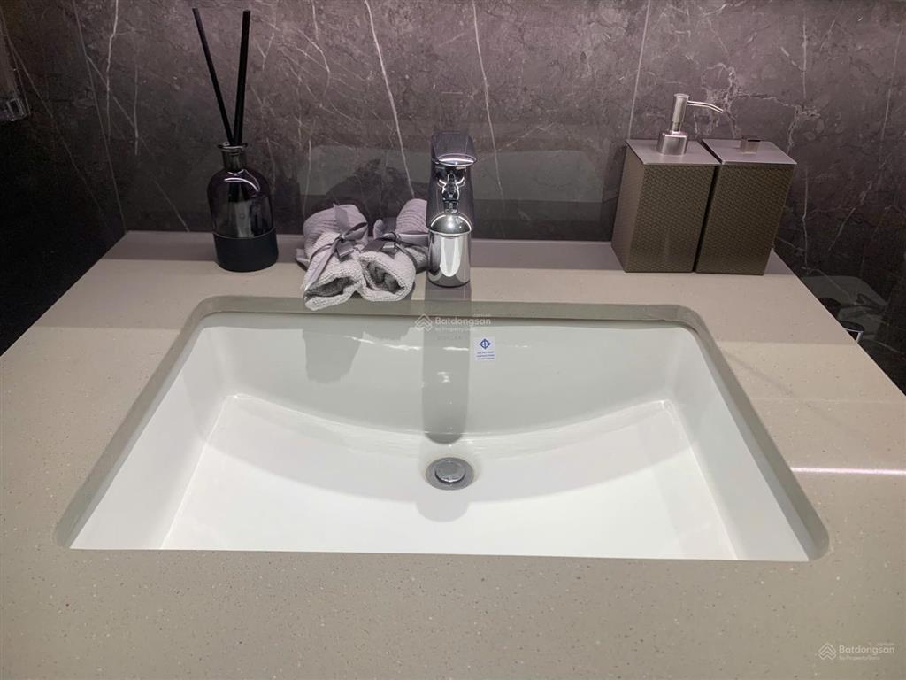 Bán căn góc trần văn trứ 2 phòng ngủ view sông hàn & cầu trần thị lý tầng cao thoáng mát