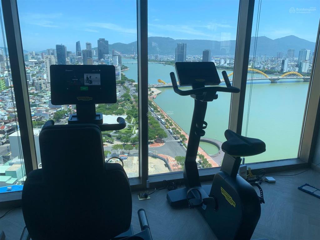 Bán căn góc trần văn trứ 2 phòng ngủ view sông hàn & cầu trần thị lý tầng cao thoáng mát
