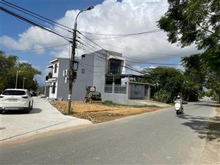 Lô góc 190m2 ngay chợ lệ trạch  đường nhựa chính quy hoạch 10m5 sát nam kì khởi nghĩa