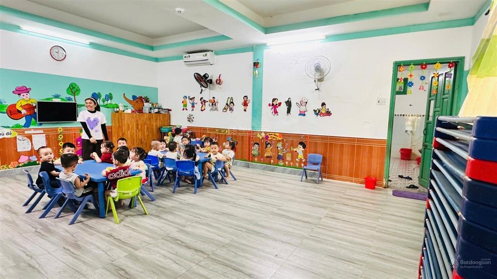 Hàng hiếm trường mầm non tư thục vườn xanh hội an 371m2