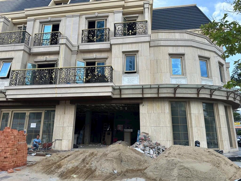 Shophouse tiên sơn căn góc trần đăng ninh vs n. lộ trạch  đối diện masteri vs skeyline
