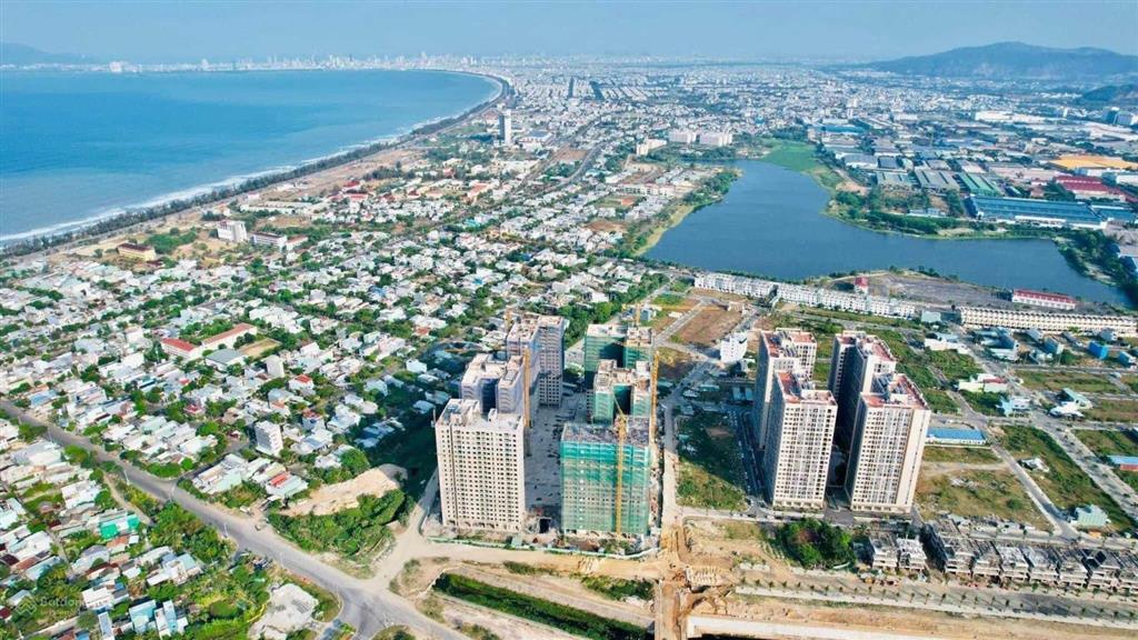 Giảm 300 triệu bán đất tặng nhà cạnh trung tâm thương mại, liền kề 9 tòa chung cư đà nẵng