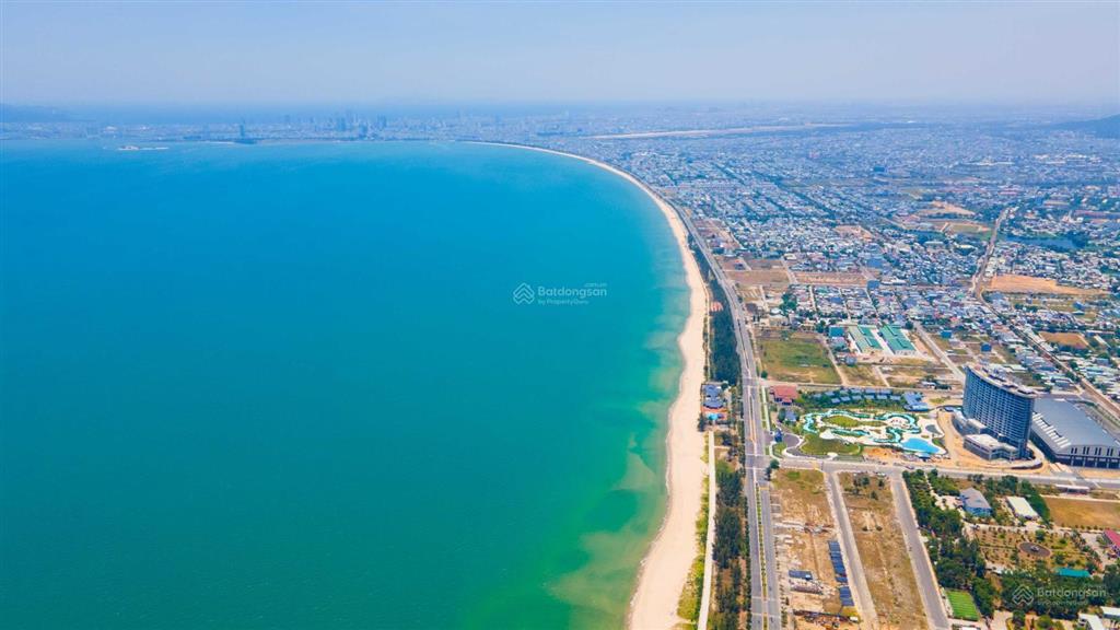 Giảm 300 triệu bán đất tặng nhà cạnh trung tâm thương mại, liền kề 9 tòa chung cư đà nẵng