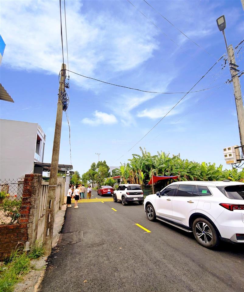 Bán đất hòa tiến 123m2, đường nhựa 7,5m, gần dt605 và vành đai, giá 1,868 tỷ