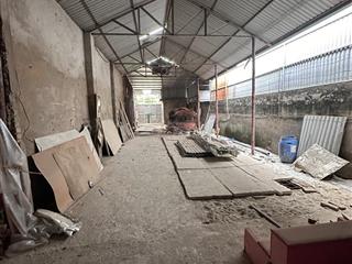 Cho thuê kho tại bồ đề giá 10 triệu/t  200m2 cách cầu chương dương 800m  0333 319 ***